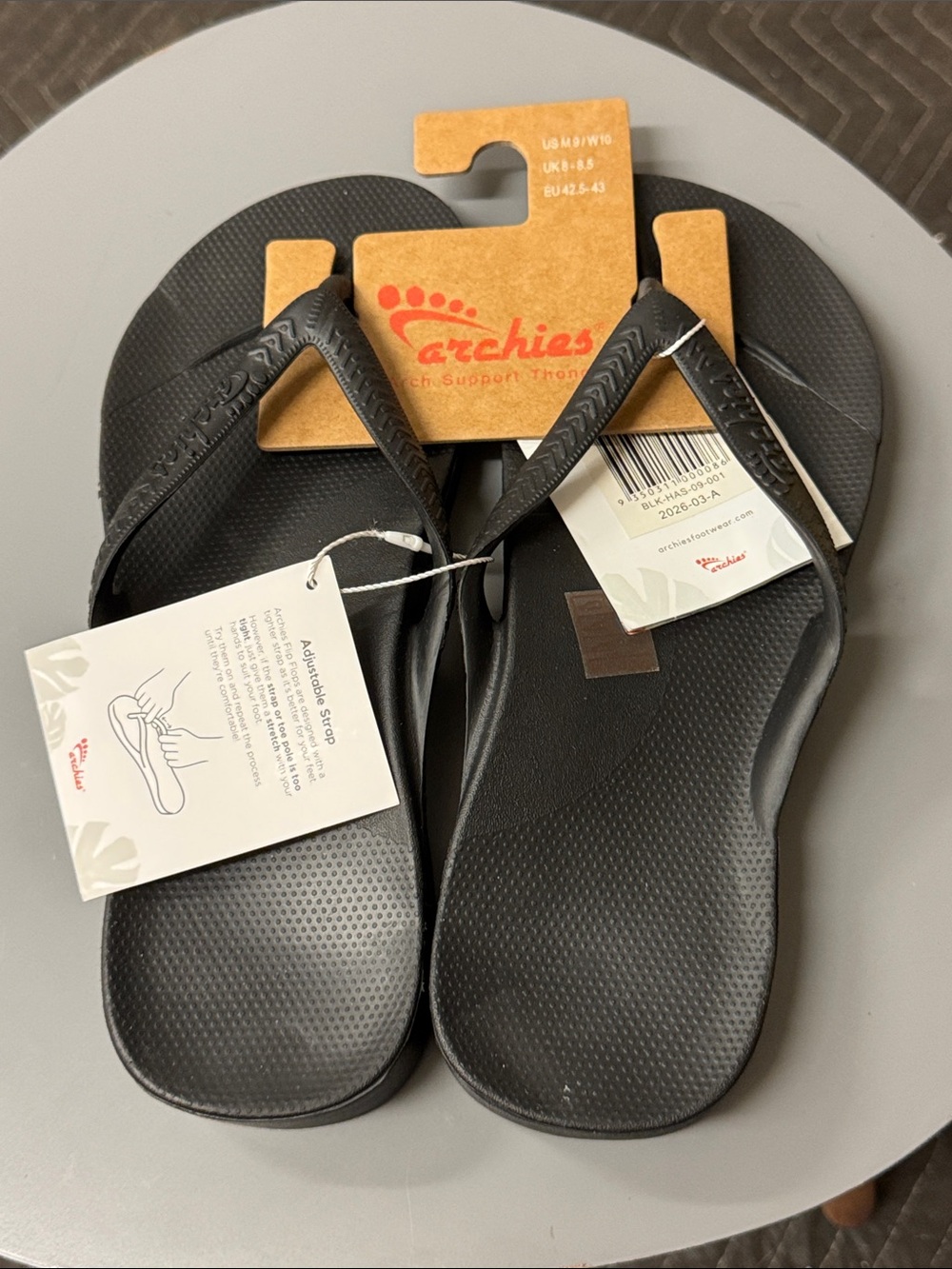 Women’s archie flip flops